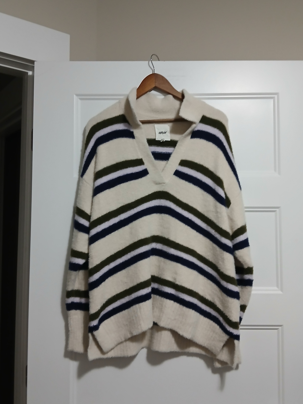 Arie Striped V Neck Polo Sweater Blue Green / Lavendar SZ Small